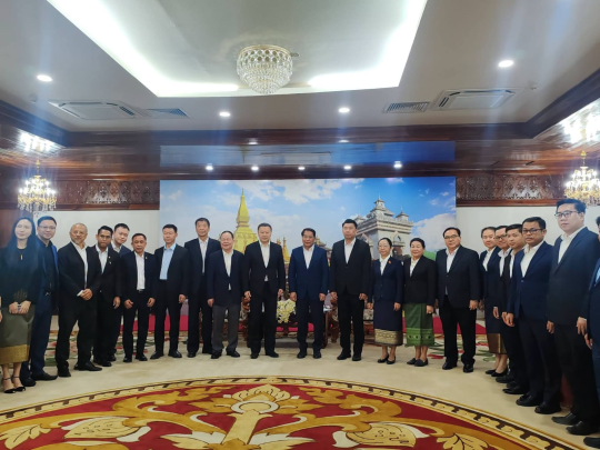 Vientiane Party Secretary Discusses Investment Opportunities with CP Group Chairman